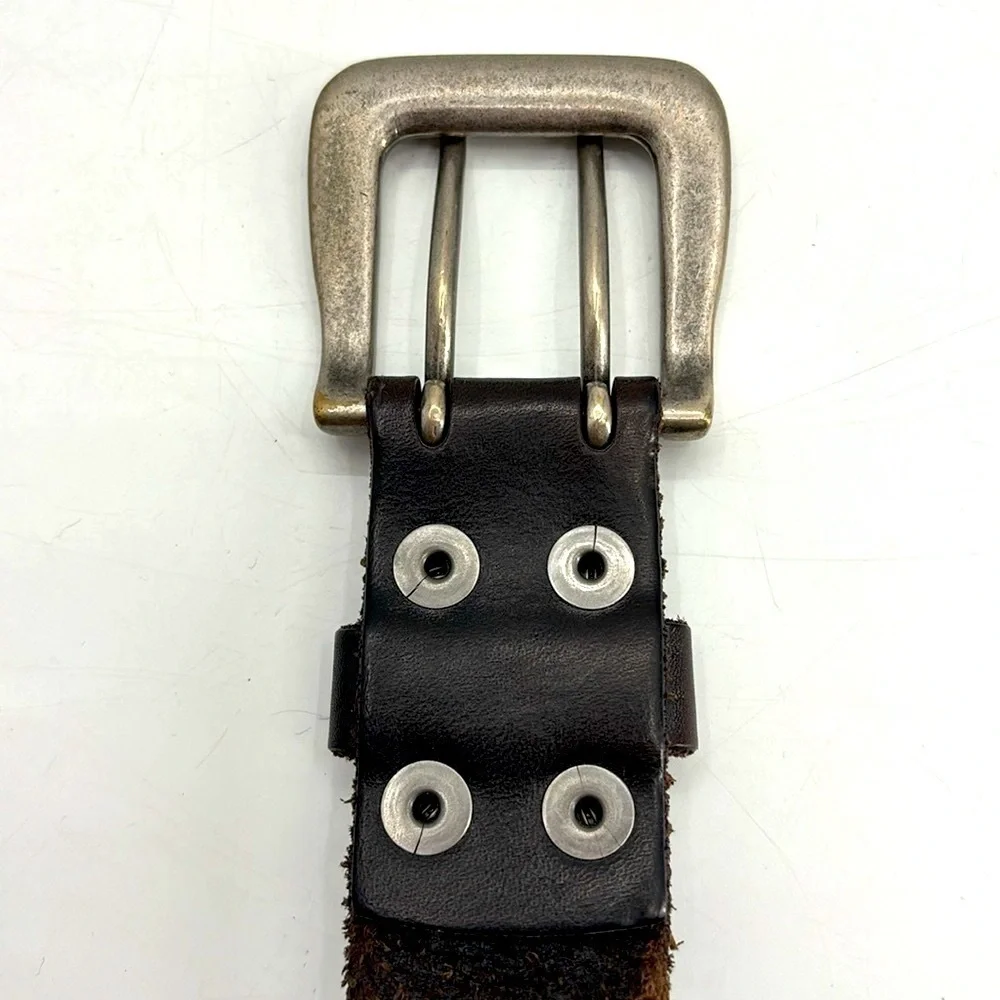 UEC Buffalo men’s brown leather belt size 32